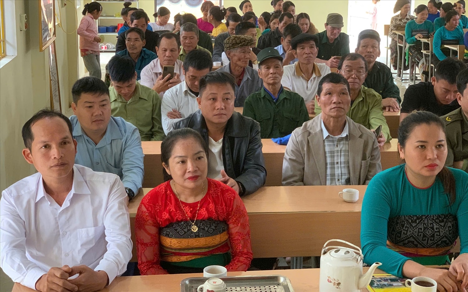 Đảng bộ, chính quyền xã Tam Lư chú trọng đẩy mạnh hoạt động tập huấn kiến thức kỹ năng tuyên truyền cho Ngưới có uy tín
