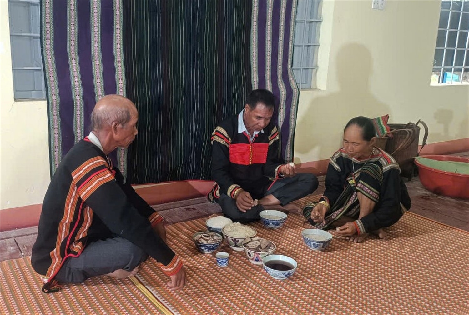 Em kg tin ảnh: Phục dựng nghi lễ mừng thọ người Mnông  7