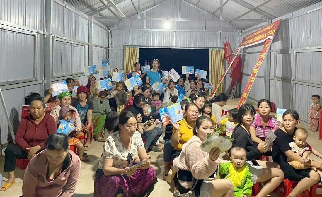Hội LHPN xã Ea Rốk tổ chức truyền thông tại các thôn đồng bào DTTS