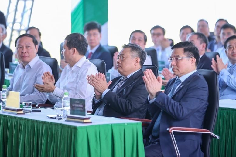 Các đại biểu tham dự lễ khánh thành - Ảnh: VGP/Nhật Bắc