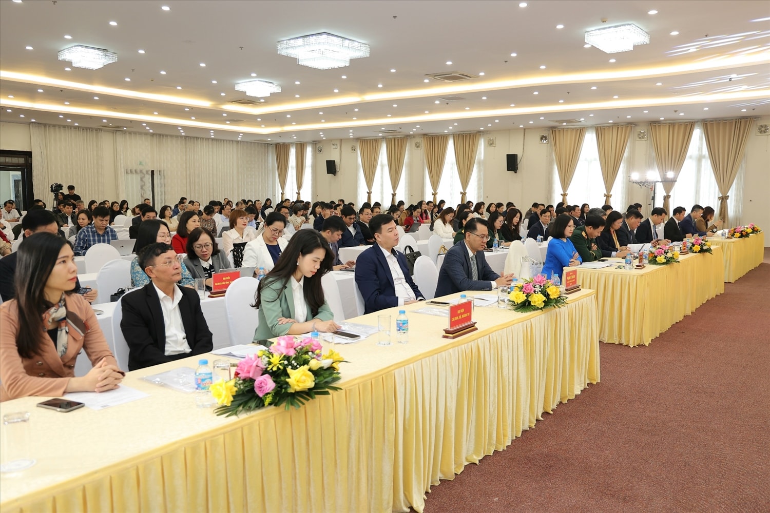 Toàn cảnh Hội nghị