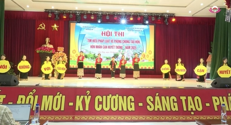 Hội thi tìm hiểu pháp luật về tảo hôn ở xã Quỳ Hợp