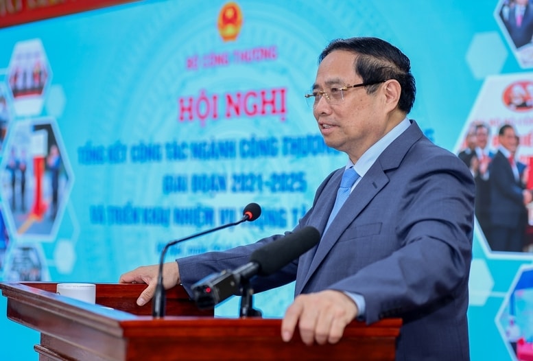 Thủ tướng: Ngành công thương đã trưởng thành hơn trong 5 năm qua - Ảnh: VGP/Nhật Bắc Thủ tướng: Ngành công thương đã trưởng thành hơn trong 5 năm qua - Ảnh: VGP/Nhật Bắc