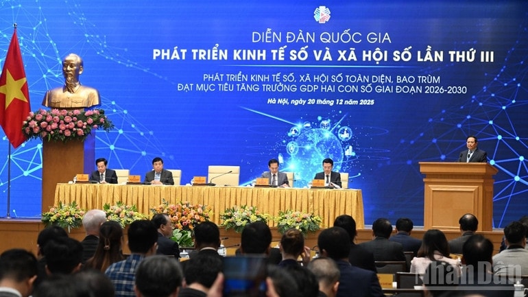 Quang cảnh diễn đàn. (Ảnh: Trần Hải)
