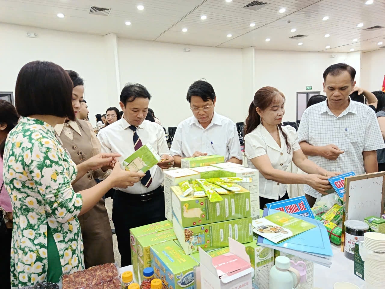 Ban quản lý Diễn đàn thị trường nông nghiệp tỉnh Nghệ An tổ chức kết nối cung cầu quảng bá sản phẩm tại Đà Nẵng