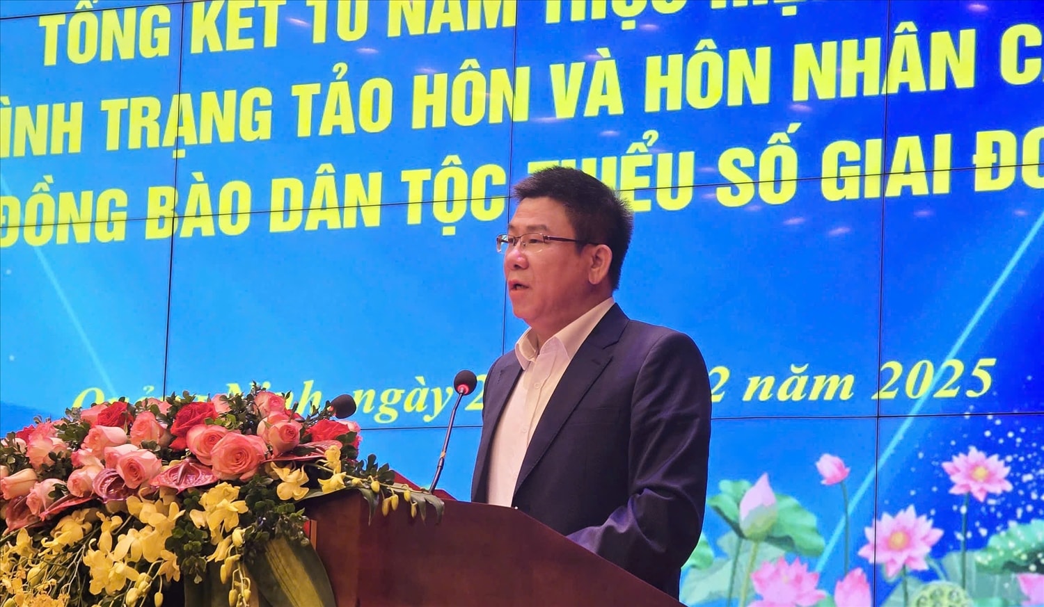 Giám đốc Sở Dân tộc và Tôn giáo tỉnh Quảng Ninh Lục Thành Chung phát biểu khai mạc hội nghị. Ảnh: Mỹ Dung