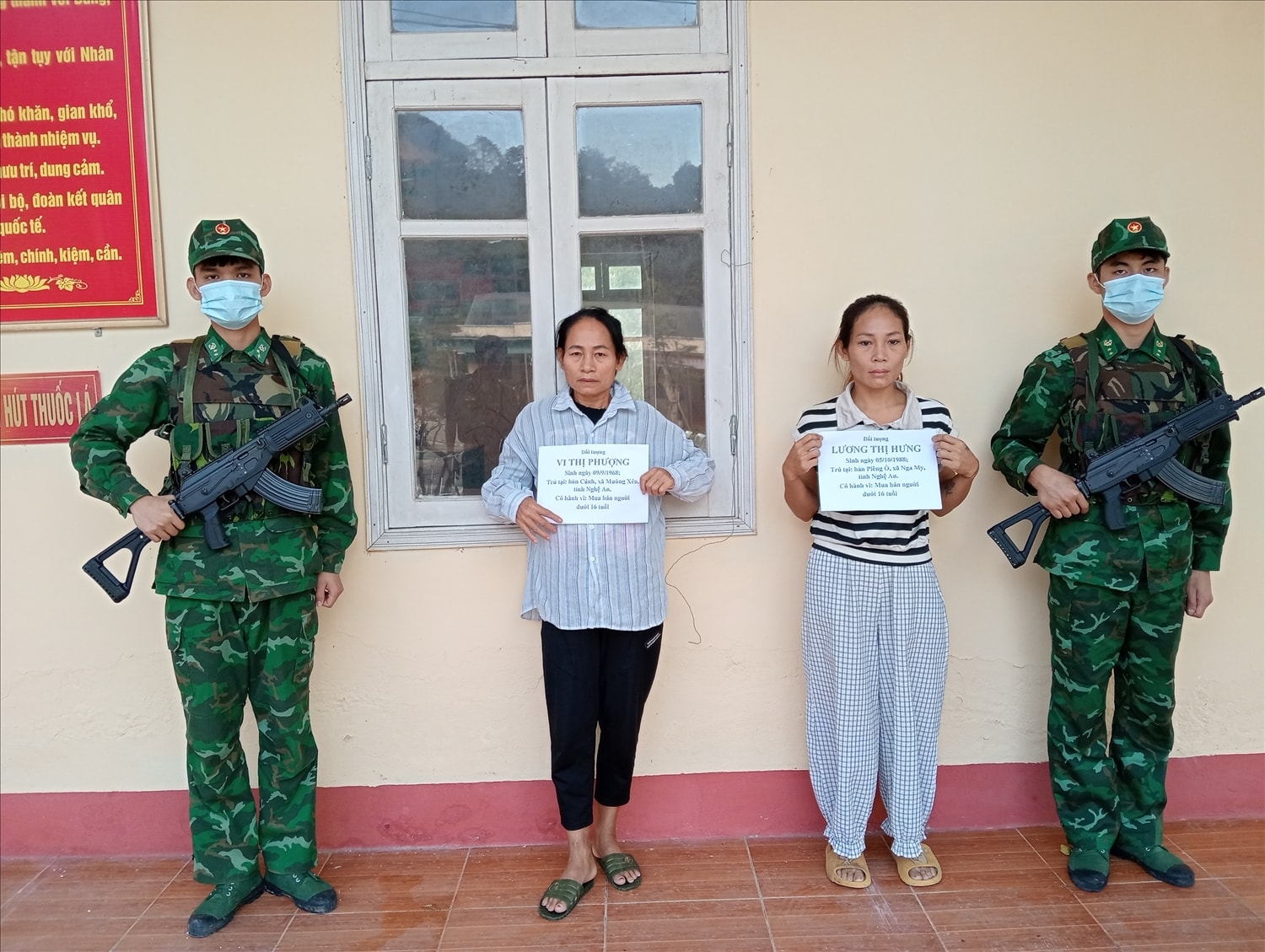 Ngày 10/10 vừa qua, theo thông tin từ Đồn Biên phòng Cửa khẩu quốc tế Nậm Cắn, Ban Chỉ huy Bộ đội Biên phòng (BĐBP) tỉnh Nghệ An cho biết, đơn vị đã bàn giao hai đối tượng mua bán người dưới 16 tuổi cùng toàn bộ hồ sơ cho Công an tỉnh Nghệ An xử lý theo quy định của pháp luật. Ảnh minh họa
