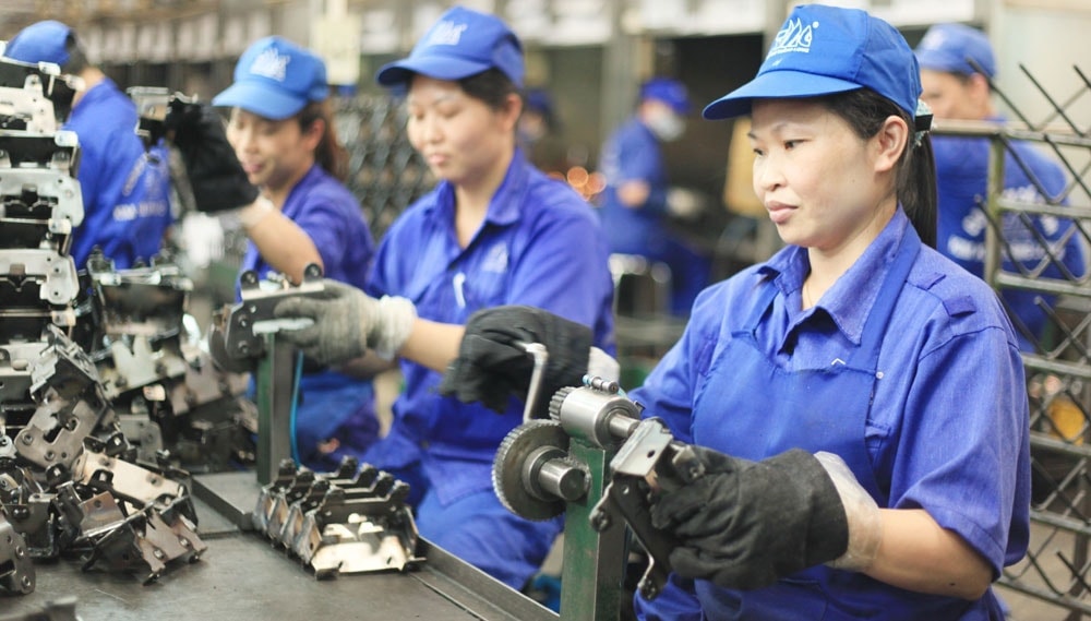 Theo phương án trung bình, Việt Nam bắt đầu thời kỳ dân số già từ năm 2034. 