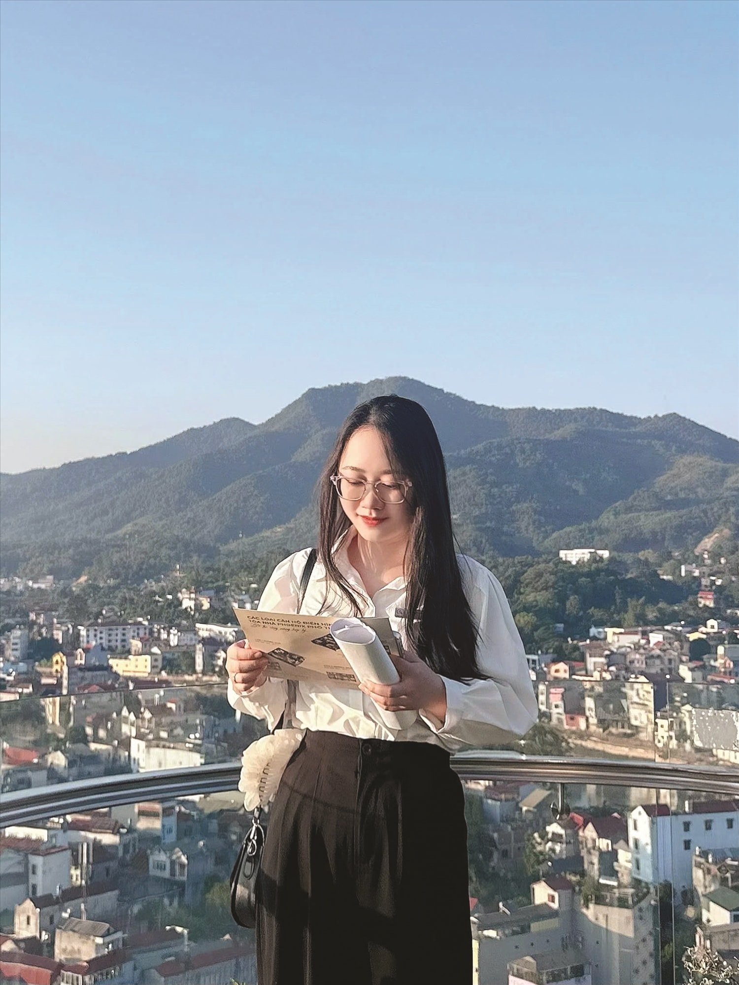 Với Nông Thị Ngọc Huế, Lễ Tuyên dương  không chỉ là khoảnh khắc được vinh danh, mà còn là một dấu mốc giúp em hiểu rằng mọi cố gắng,  dù thầm lặng đều có giá trị