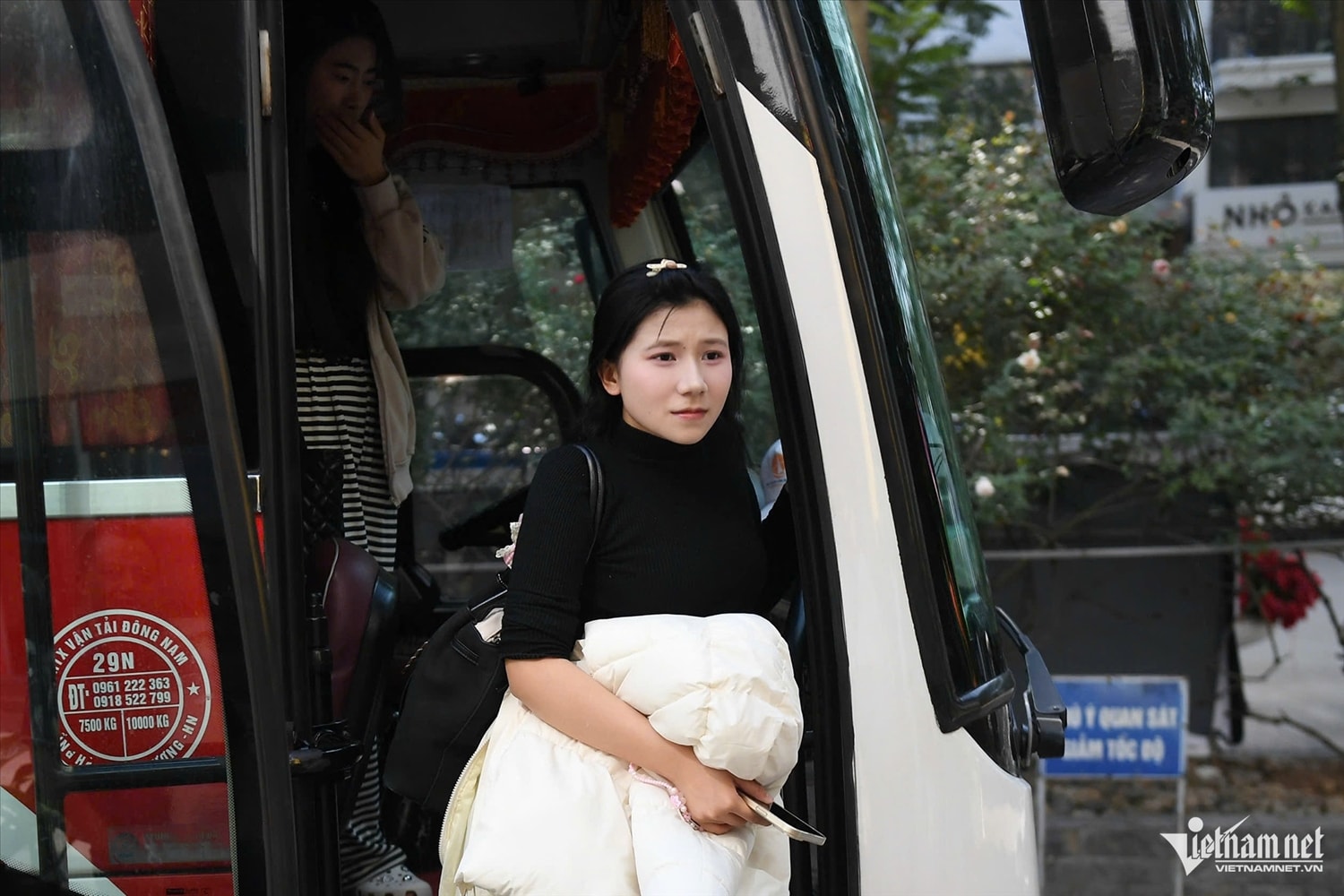 Học sinh, sinh viên, thanh niên DTTS đến Hà Nội, chuẩn bị dự Lễ Tuyên dương 6