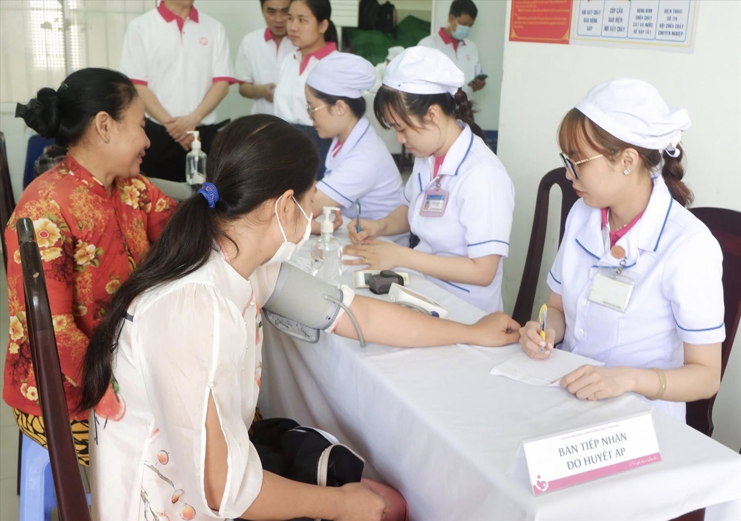 Bệnh viện Phụ sản TP. Cần Thơ đã triển khai chuỗi hoạt động quy mô, thiết thực trên cơ sở phối hợp cùng Chi cục Dân số - Xã hội và Hội Phụ nữ TP. Cần Thơ