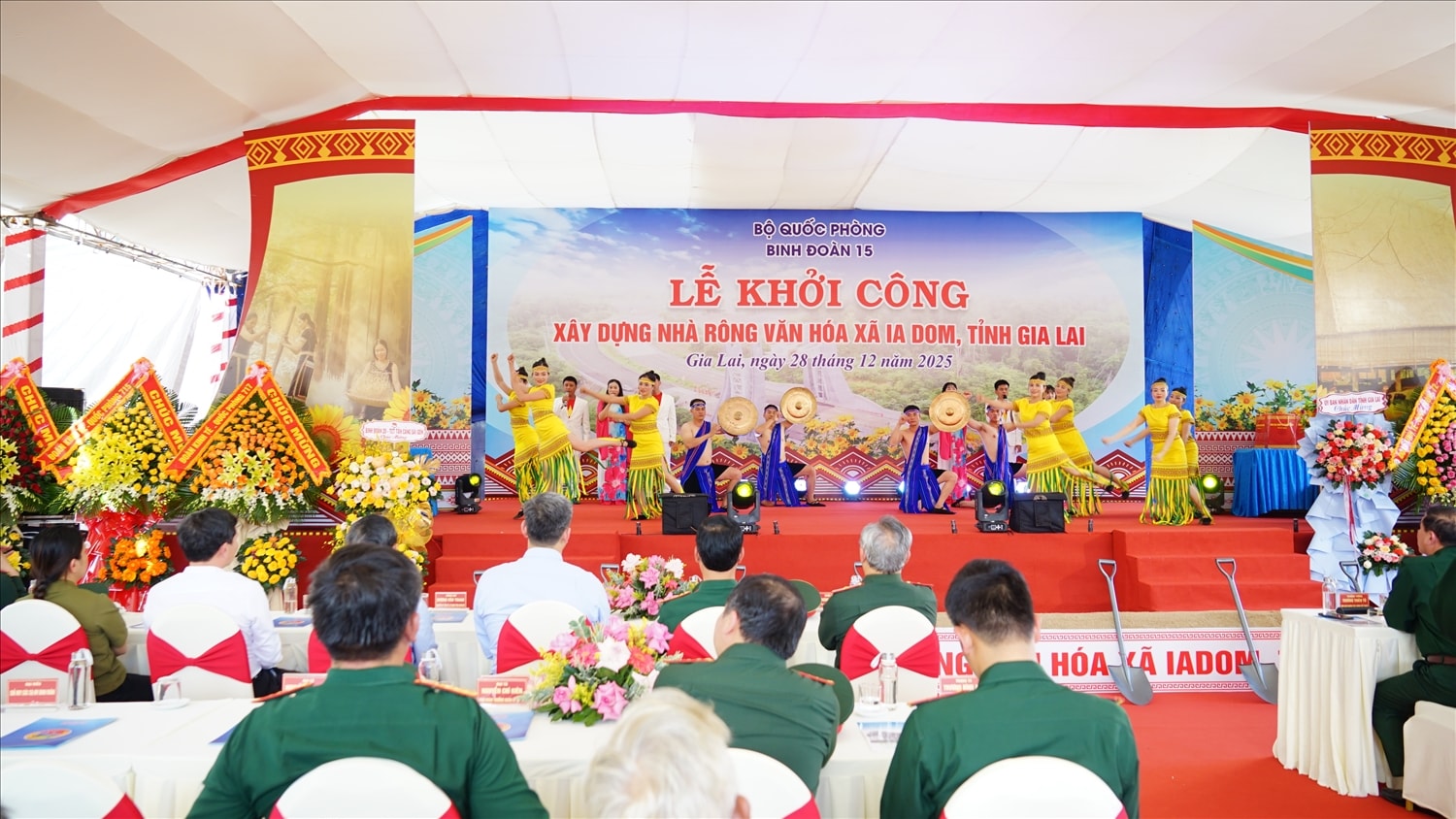 Quang cảnh buổi lễ