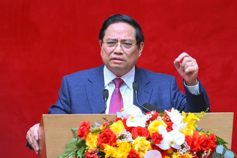 Thủ tướng Chính phủ nhấn mạnh, các ban, bộ, ngành, địa phương phải tập trung triển khai thực hiện chính sách dân tộc, tôn giáo; thực hiện các chương trình phát triển kinh tế, văn hóa, xã hội, tạo việc làm - Ảnh: VGP/Nhật Bắc