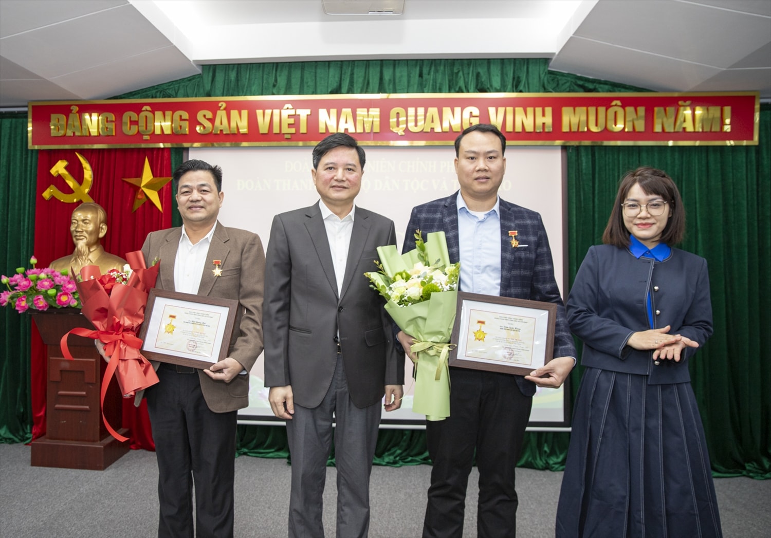 (Chùm ảnh PV)Tuổi trẻ Bộ Dân tộc và Tôn giáo: 