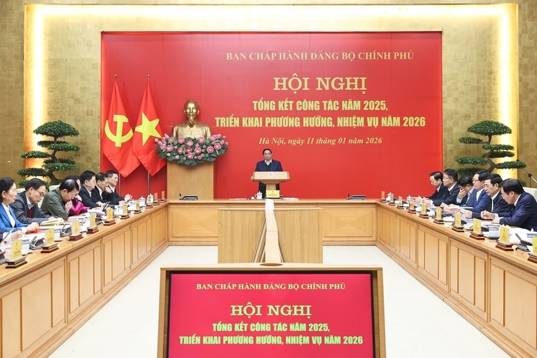 Đồng chí Phạm Minh Chính, Bí thư Đảng ủy, Thủ tướng Chính phủ phát biểu khai mạc Hội nghị tổng kết công tác năm 2025, triển khai phương hướng, nhiệm vụ năm 2026 - Ảnh: VGP/Nhật Bắc