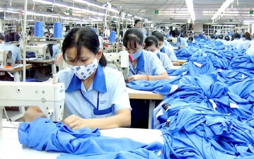 Thu nhập bình quân đầu người theo giá hiện hành trong năm 2025 ước đạt khoảng 5,9 triệu đồng/người/tháng (Ảnh IT)
