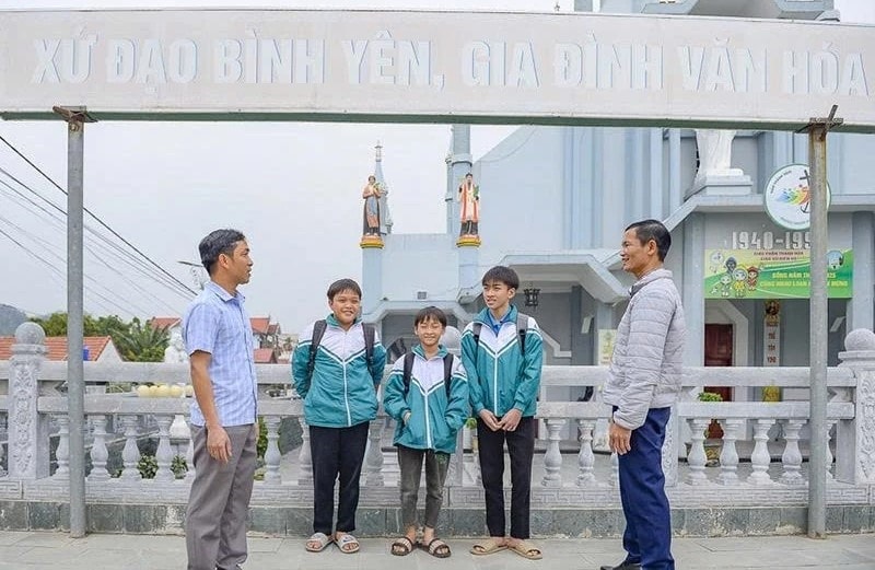 Sự phối hợp giữa cấp ủy Đảng, chính quyền địa phương và các giáo xứ đã góp phần nâng cao hiệu quả công tác khuyến học, khuyến tài.