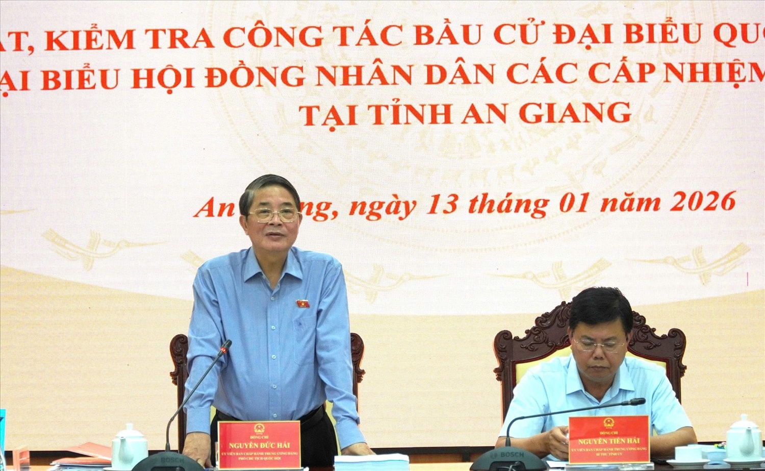 Phó Chủ tịch Quốc hội Nguyễn Đức Hải phát biểu tại buổi làm việc