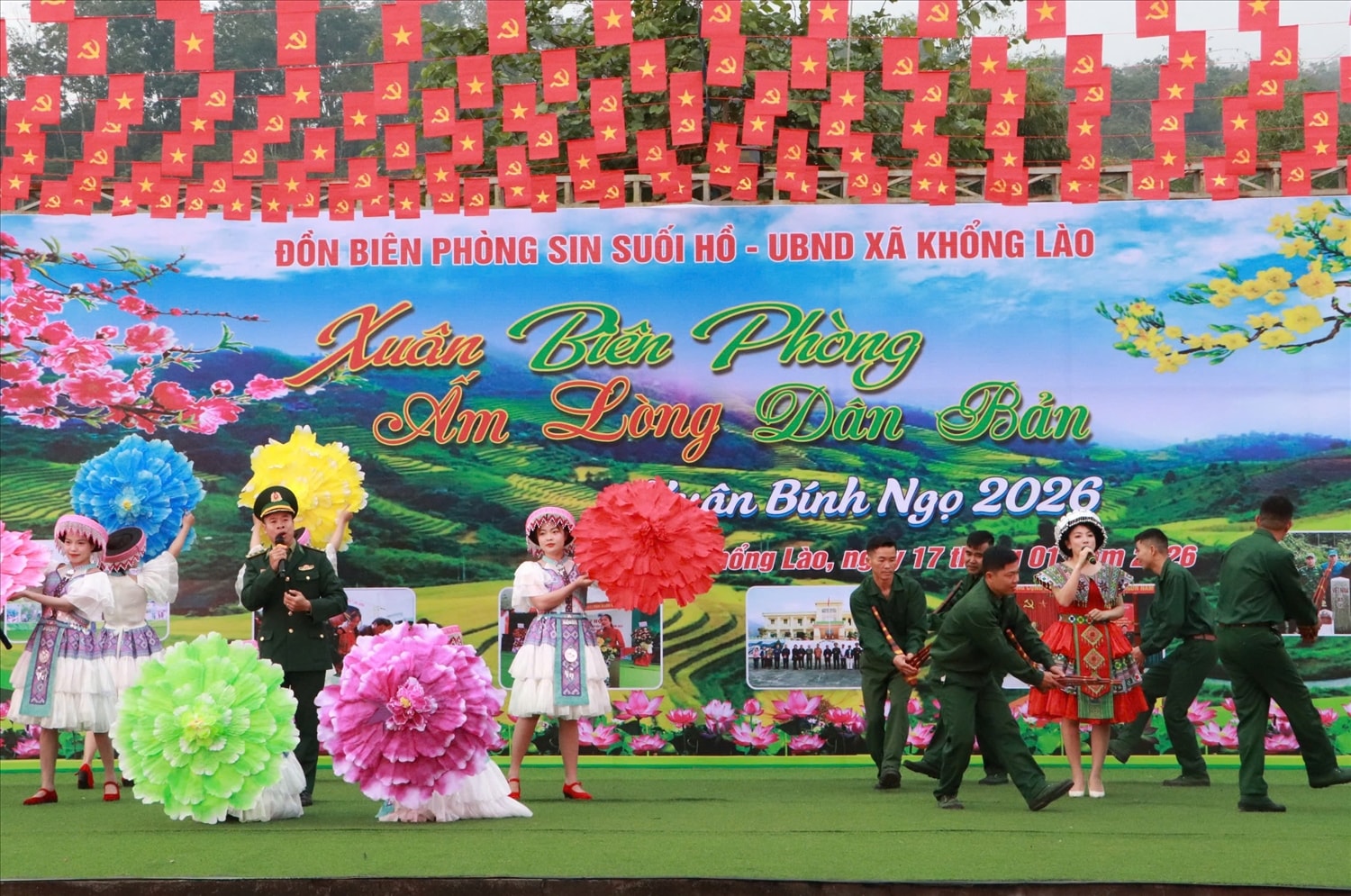Tiết mục biểu diễn văn nghệ tại chương trình
