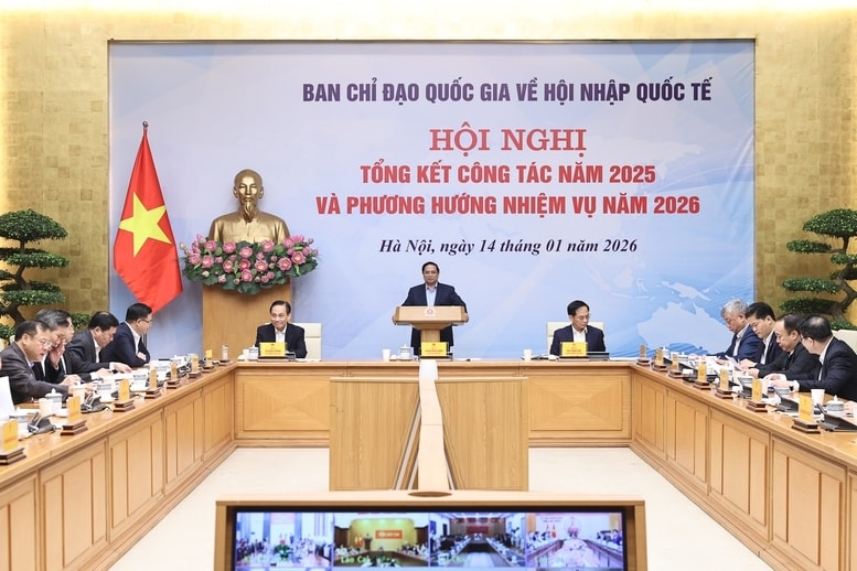 Tại Hội nghị tổng kết công tác năm 2025, triển khai nhiệm vụ năm 2026 của Ban Chỉ đạo quốc gia về hội nhập quốc tế, sáng 14/1, Thủ tướng Chính phủ Phạm Minh Chính nêu một trong những nhiệm vụ trọng tâm là nâng cao chất lượng hội nhập kinh tế phục vụ phát triển các lĩnh vực chiến lược, trong đó có khoa học công nghệ, an ninh quốc phòng, văn hóa… - Ảnh: VGP/Nhật Bắc