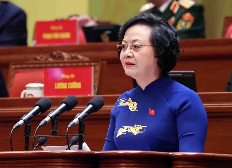 Đồng chí Phạm Thị Thanh Trà, Ủy viên Trung ương Đảng, Ủy viên Ban Thường vụ Đảng ủy Chính phủ, Phó Thủ tướng Chính phủ trình bày tham luận tại Đại hội đại biểu toàn quốc lần thứ XIV của Đảng - Ảnh: VGP/Nhật Bắc