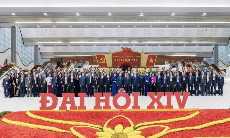 Các đại biểu dự phiên thảo luận tại hội trường về các văn kiện Đại hội - Ảnh: VGP/Nhật Bắc
