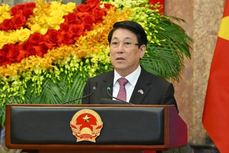 Chủ tịch nước Lương Cường phát biểu tại cuộc gặp gỡ báo chí. (Ảnh: THỦY NGUYÊN)
