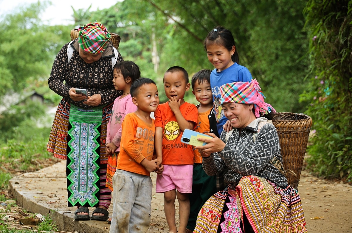 Lu cở gần như hiện diện trong mọi hoạt động trong đời sống của đông bào Mông