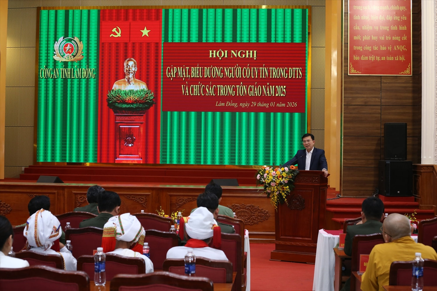 Lâm Đồng: Biểu dương chức sắc tôn giáo và Người có uy tín trong đồng bào dân tộc thiểu số