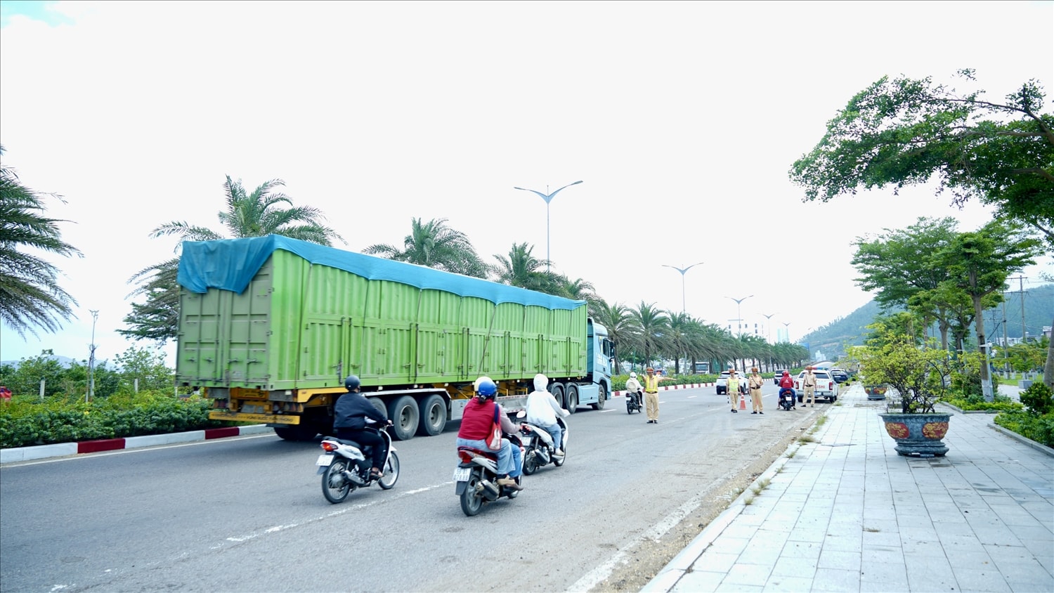 Lực lượng chức năng tỉnh Gia Lai quyết liệt triển khai công tác kiểm tra, phòng, chống buôn lậu dịp Tết