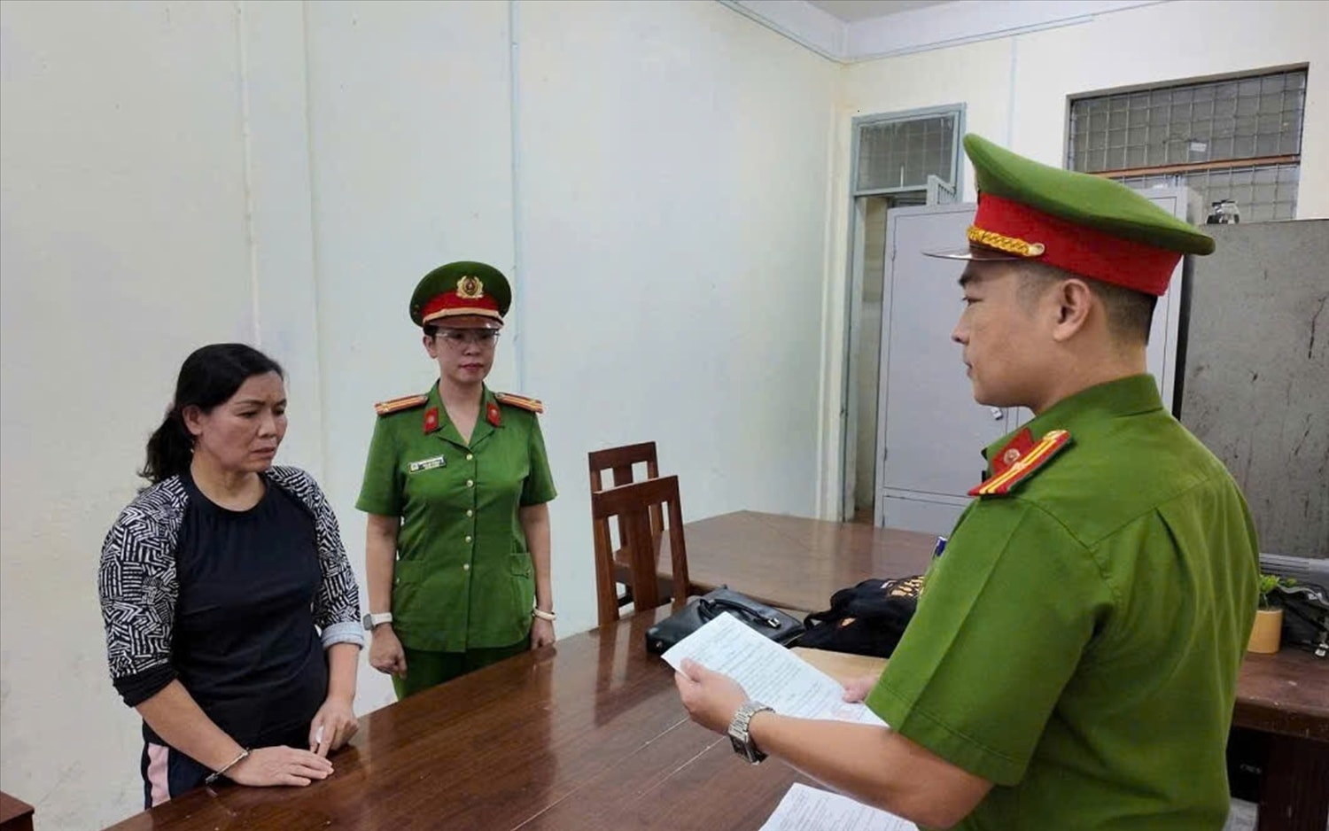 Trần Thị Thu Hà tại cơ quan điều tra. (Ảnh Công an cung cấp)