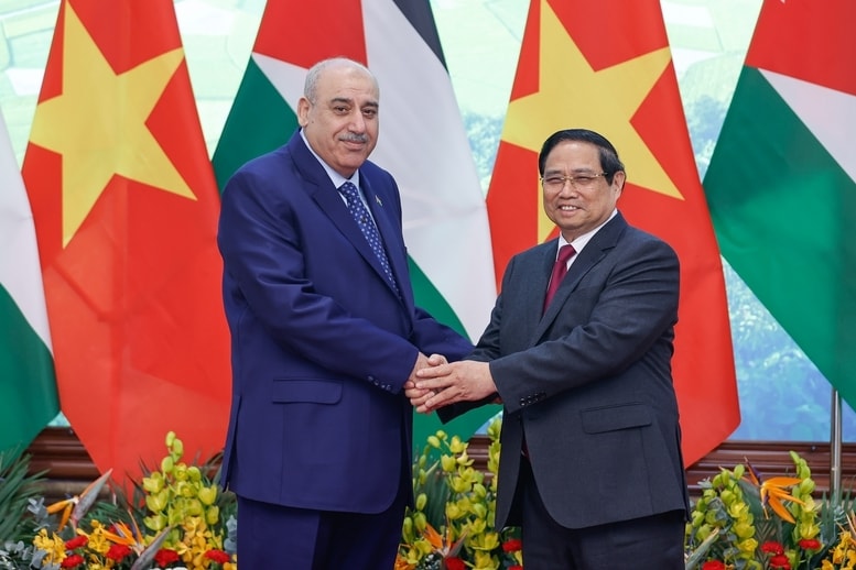 Thủ tướng Chính phủ Phạm Minh Chính tiếp Chủ tịch Hạ viện Jordan Mazen Turki El Qadi - Ảnh: VGP/Nhật Bắc