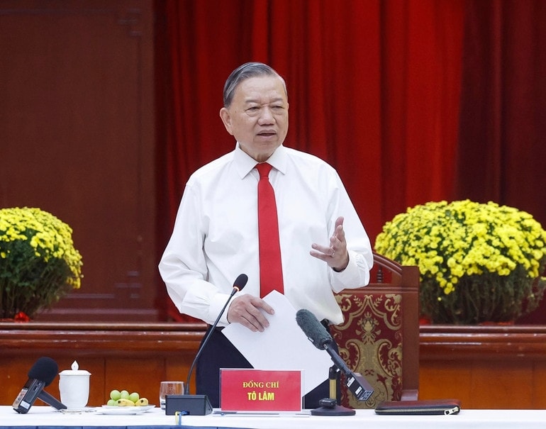 Tổng Bí thư Tô Lâm phát biểu tại buổi gặp mặt các đồng chí nguyên Uỷ viên Trung ương Đảng khu vực phía Nam nhân dịp đón Xuân Bính Ngọ 2026. Ảnh: Thống Nhất - TTXVN 