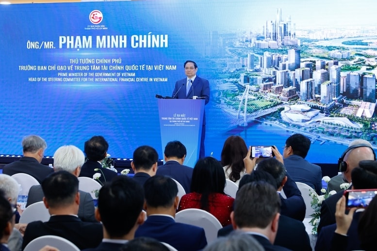 Thủ tướng chỉ đạo UBND TPHCM và TP. Đà Nẵng triển khai ngay các công việc với tinh thần tiên phong, chủ động, đi đầu, dám nghĩ, dám làm, làm đến nơi đến chốn, làm ra kết quả, làm phải hiệu quả - Ảnh: VGP/Nhật Bắc