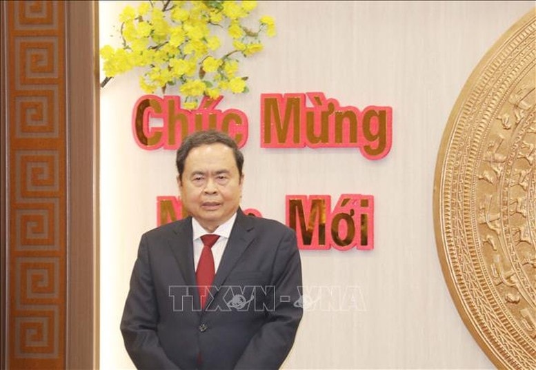 Chủ tịch Quốc hội Trần Thanh Mẫn chúc Tết Đảng ủy, Bộ Tư lệnh Quân khu 9 - Ảnh: TTXVN