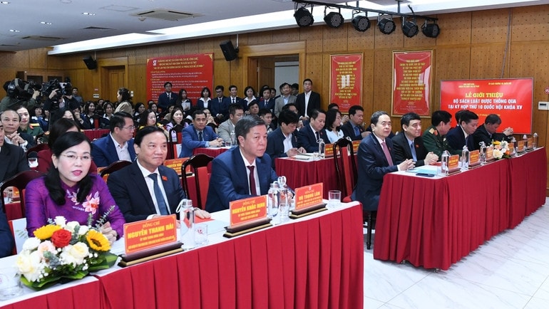 Quang cảnh buổi lễ. (Ảnh: DUY LINH)