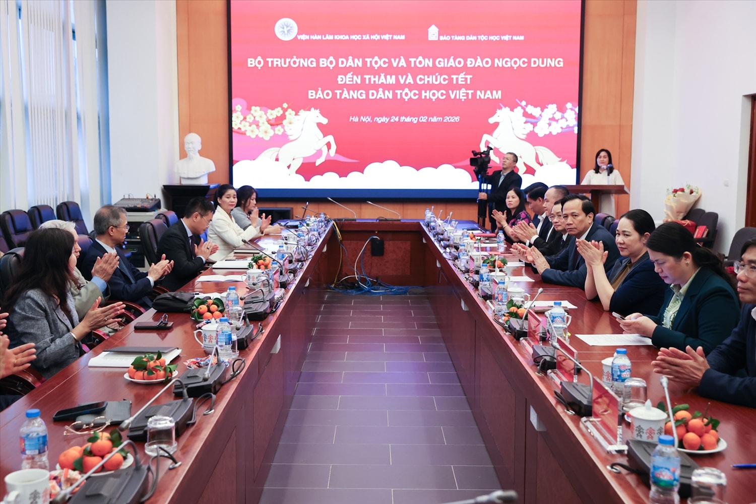 Quang cảnh buổi gặp mặt (Ảnh. Lê Anh Dũng)