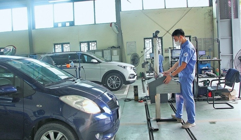 Việc triển khai Giấy chứng nhận kiểm định điện tử sẽ mang lại nhiều lợi ích như: Tạo thuận lợi cho người dân, doanh nghiệp trong quản lý và sử dụng giấy tờ của phương tiện, hạn chế tình trạng mất, hỏng Giấy chứng nhận (Ảnh MH)