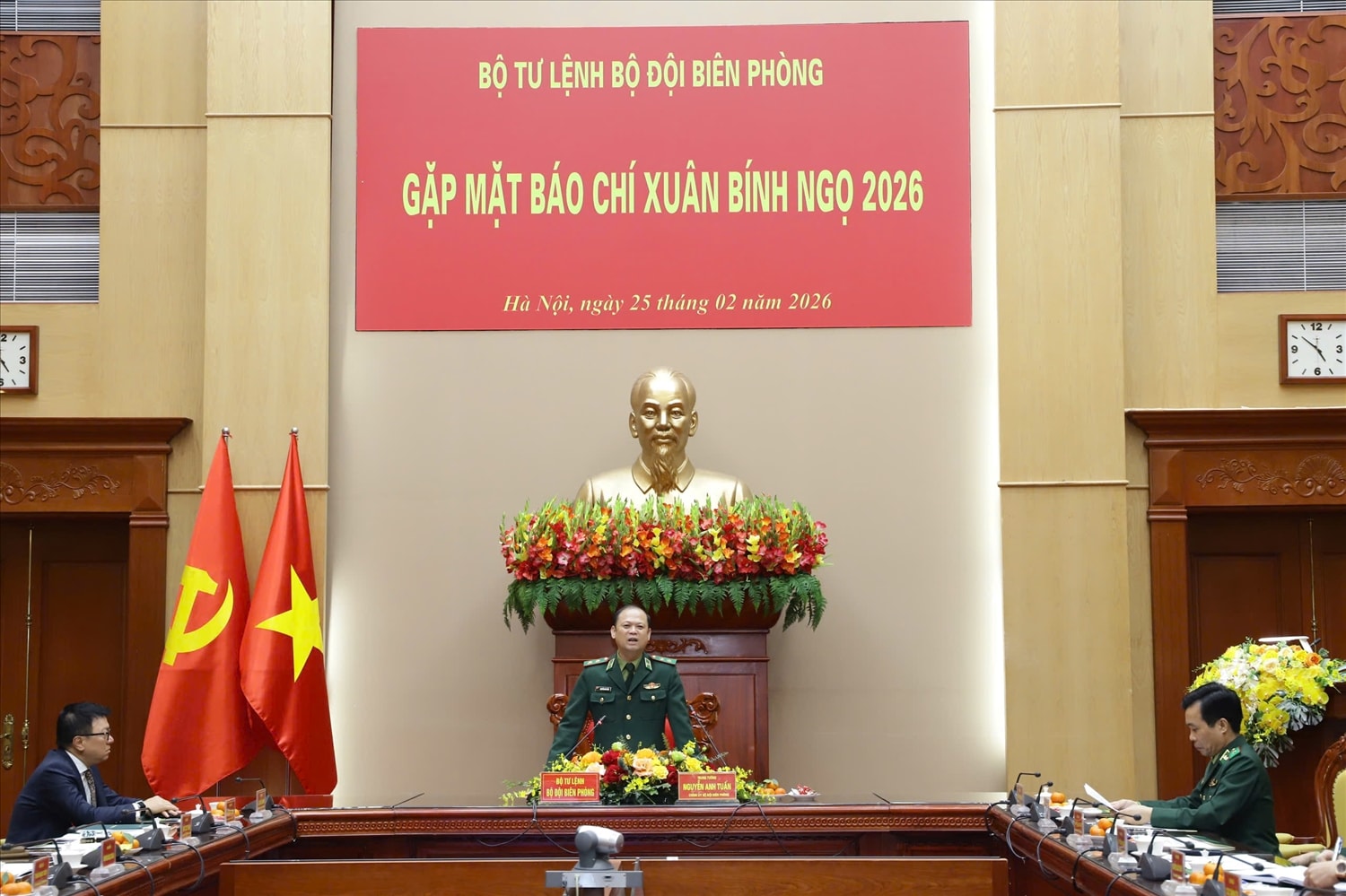 Trung tướng Nguyễn Anh Tuấn, Chính ủy BĐBP chủ trì buổi gặp mặt