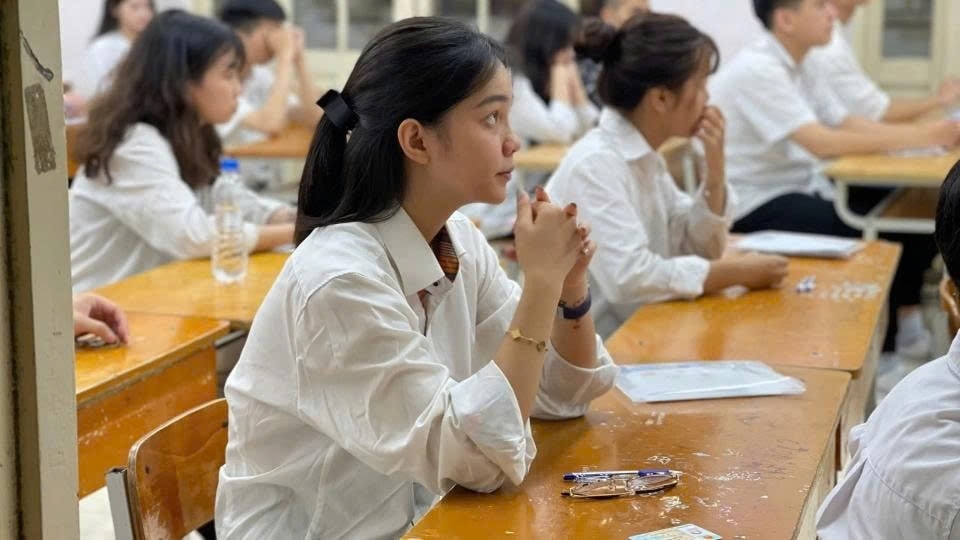 Phần lớn địa phương tiếp tục lựa chọn ngoại ngữ làm môn thi thứ ba, phản ánh xu hướng tăng cường dạy và học ngoại ngữ trong trường phổ thông. Ảnh: ITN