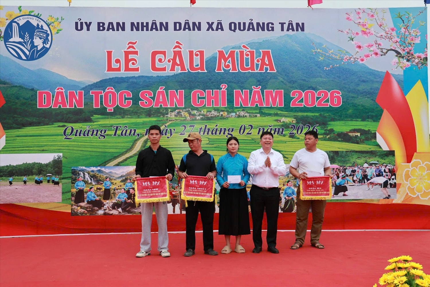 Rộn ràng lễ cầu mùa đầu xuân