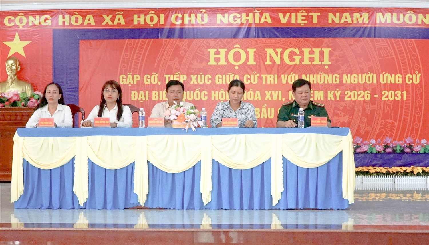 Các ứng cử viên đại biểu Quốc hội  đơn vị bầu cử số 1 - tỉnh An Giang tham dự Hội nghị tại đặc khu Thổ Châu 
