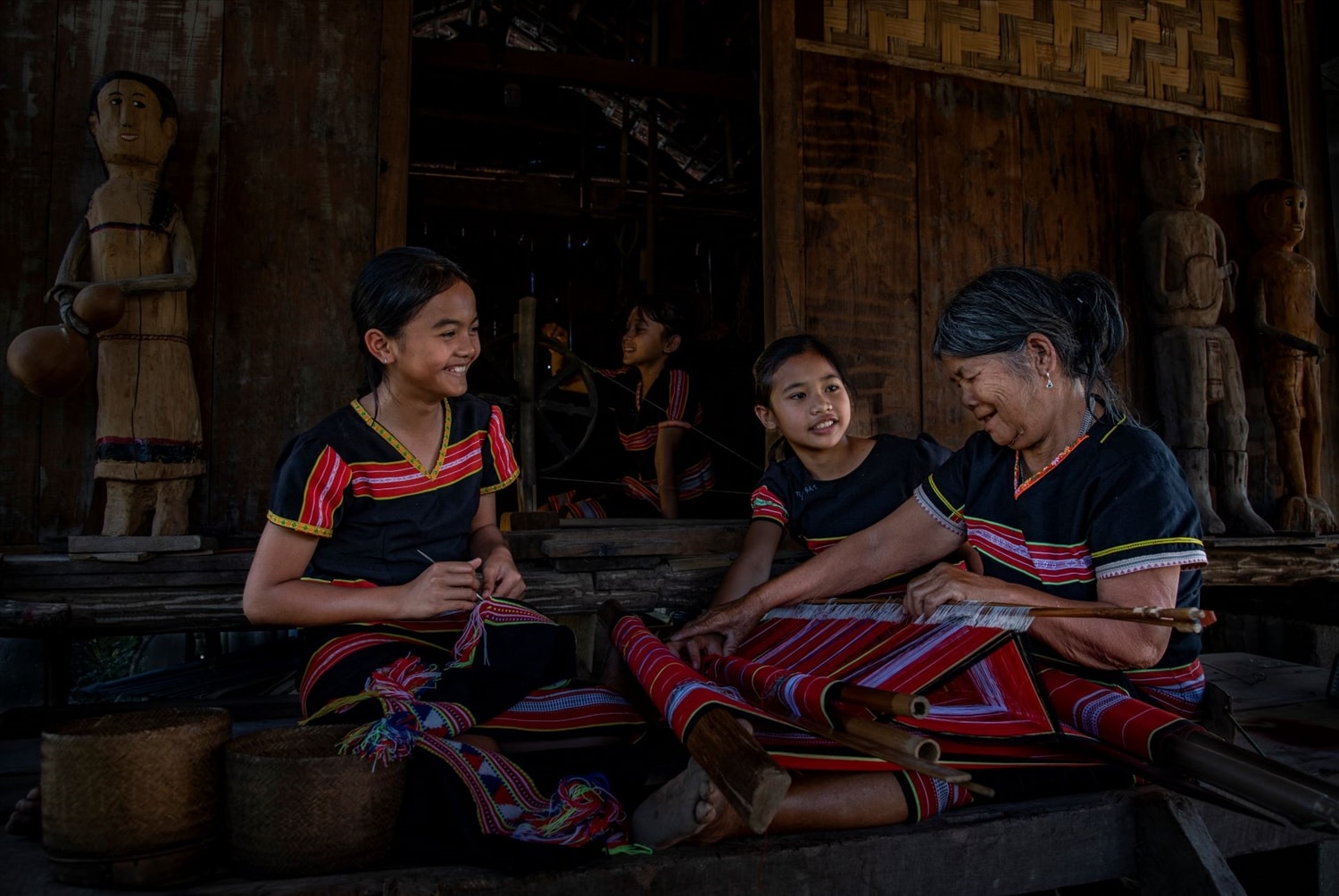 Nghề dệt truyền thống của người Gié Triêng được ghi danh là di sản văn hóa phi vật thể quốc gia