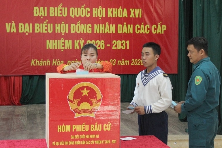 Bộ Dân tộc và Tôn giáo đề nghị công tác tuyên truyền cuộc bầu cử đại biểu Quốc hội khóa XVI và đại biểu HĐND các cấp nhiệm kỳ 2026 - 2031 cần được tiến hành song song với lộ trình, bước đi của Cuộc bầu cử (Ảnh MH)