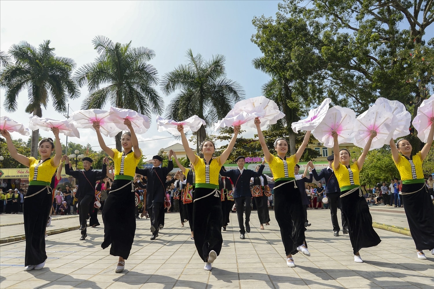 Festival sẽ quy tụ đại diện của các dân tộc trên cả nước, các chức sắc tôn giáo, nghệ nhân dân gian, nghệ sĩ (Ảnh IT)