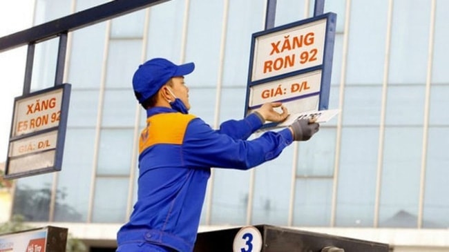 Giá xăng dầu vẫn nhích lên (Ảnh IT)