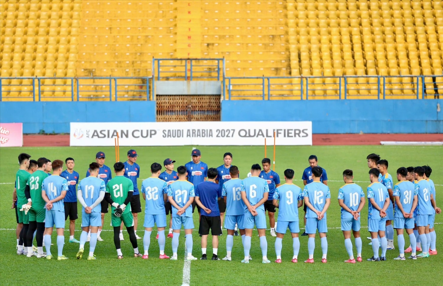 Tuyển Việt Nam công bố danh sách toàn sao đấu Malaysia (Ảnh IT)