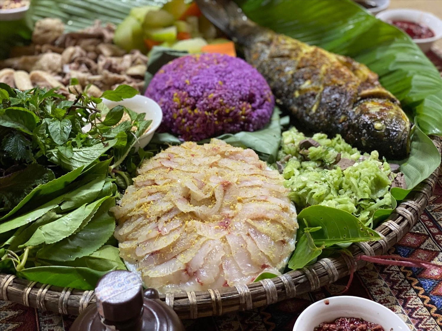 Tại những địa bàn vùng cao, việc kiểm soát thị trường thực phẩm sẽ phải đối mặt với không ít thách thức