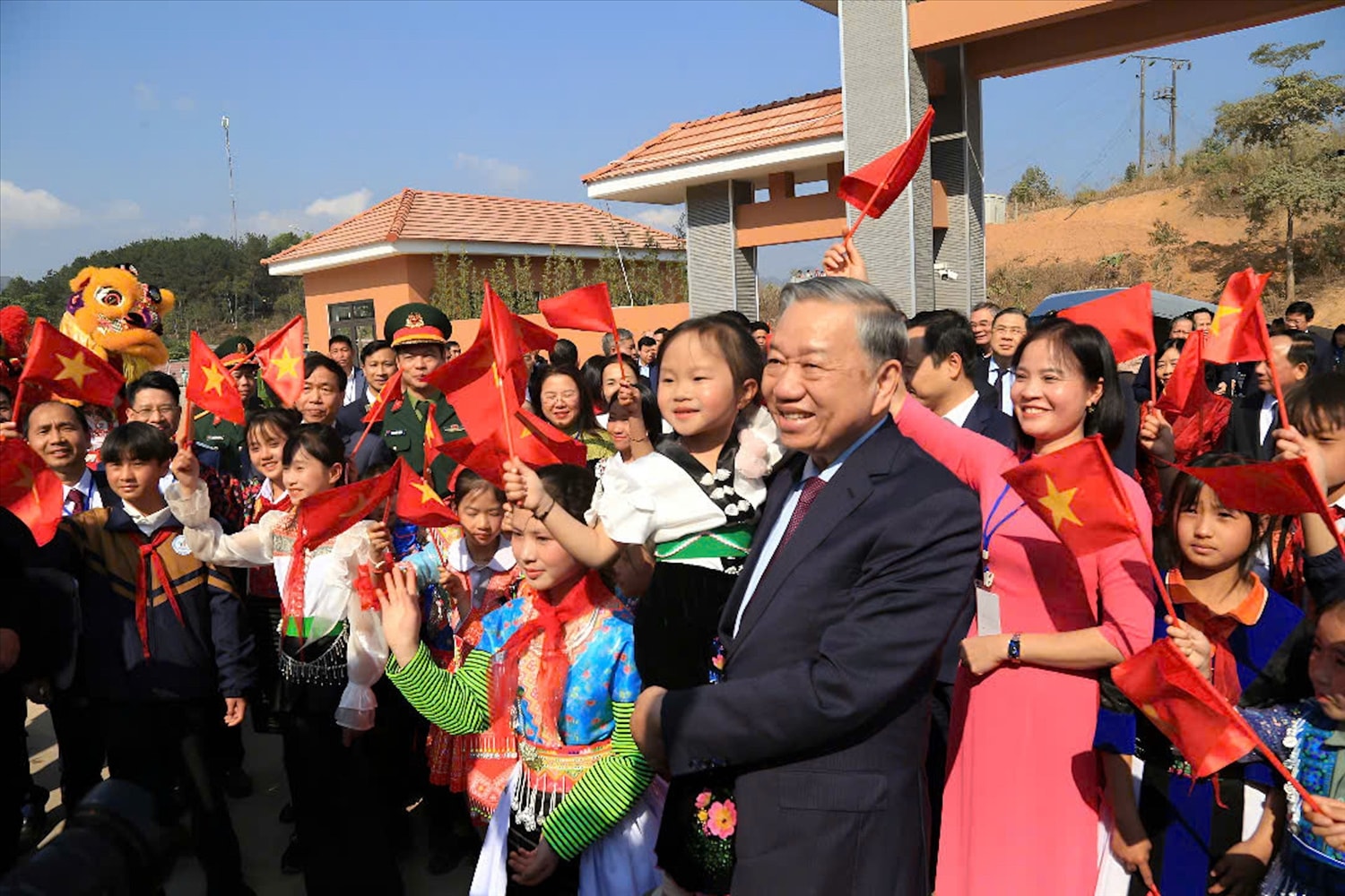 Tổng Bí thư Tô Lâm dự lễ khánh thành Trường phổ thông nội trú liên cấp tiểu học và THCS Si Pa Phìn (Điện Biên) ngày 31/1/2026. Ảnh: Thành Đạt
