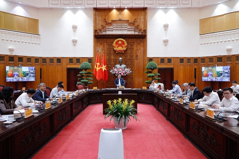 Thủ tướng Phạm Minh Chính chủ trì cuộc họp Thường trực Chính phủ để rà soát tình hình, tiếp tục đôn đốc, thúc đẩy tiến độ thực hiện dự án đường sắt tốc độ cao Bắc – Nam, dự án đường sắt Lào Cai - Hà Nội - Hải Phòng - Ảnh: VGP/Nhật Bắc